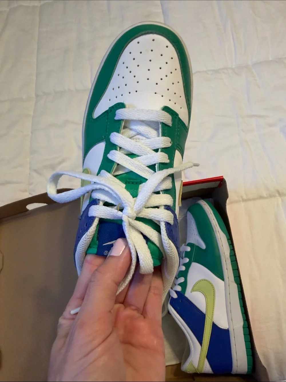 Kids Nike dunks Green Blue White Sneakers with Lime Swoosh size 6.5